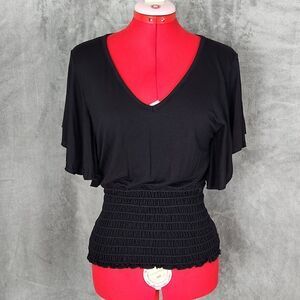 Simply Irresistible Stretchy black polyester V-neck blouse